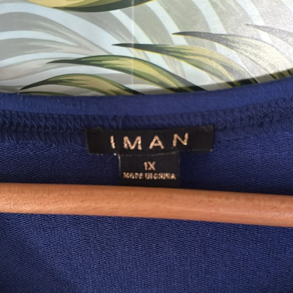 EE86 navy blue sweater ope shoulder Iman 1x